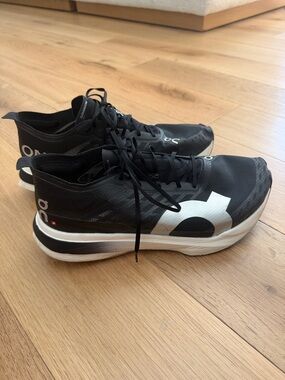 On Cloud BoomStrikes Men’s Sneakers